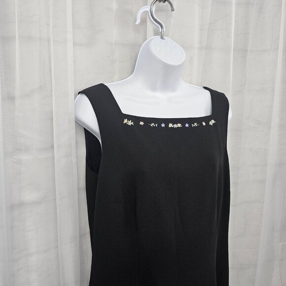 Vintage Talbots Black Sleeveless Embroidered Dress Minimalist Shift Retro 12 - Picture 4 of 14